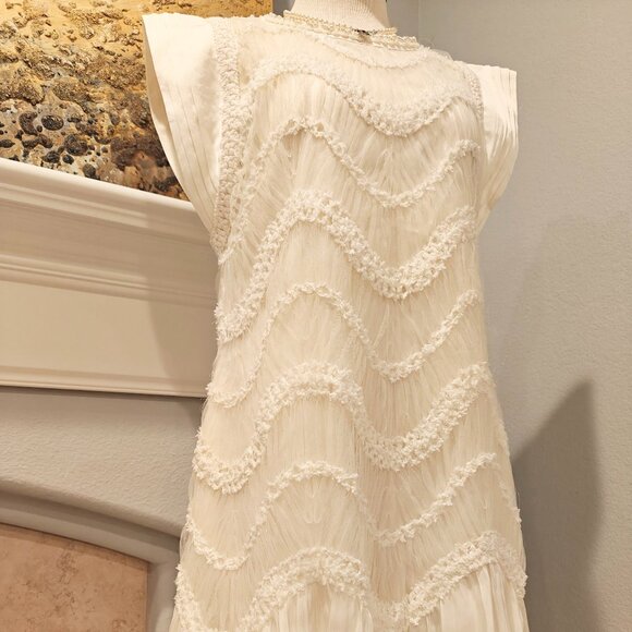 Dresses & Skirts - ✨ Elegant Ivory Dress ✨
